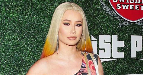 Iggy Azalea Deletes Social Media Accounts After Nude Photo Leak